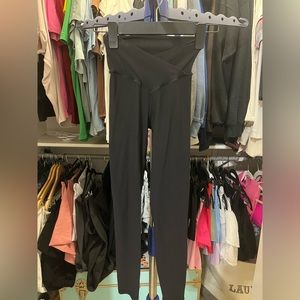 AERIE EXTRA SMALL BLACK CROSSOVER HIGH WAISTED LEGGINGS GREAT CONDITION